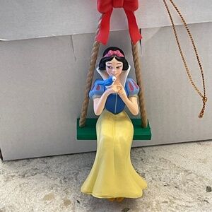 Christmas Magic Disney- 26231 Snow White Holiday  Ornament